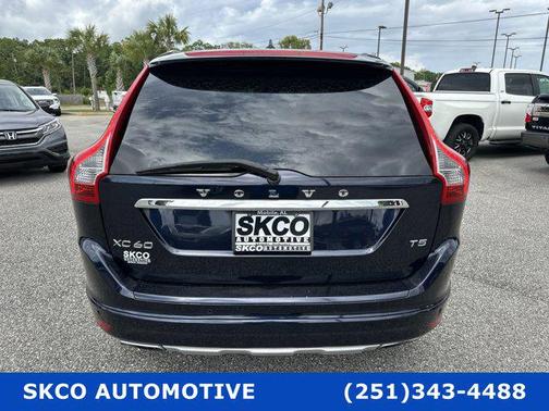 2016 Volvo XC60 T5 Drive-E Premier