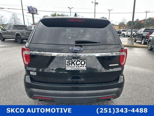 2016 Ford Explorer Base