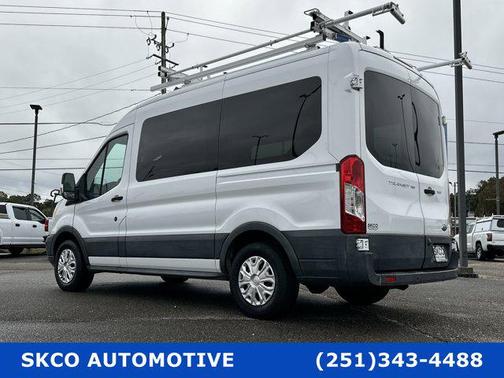 2017 Ford Transit-150 XLT