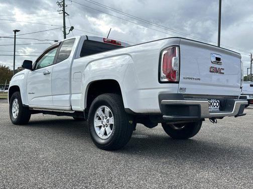 2016 GMC Canyon Base