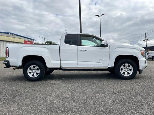 2016 GMC Canyon Base