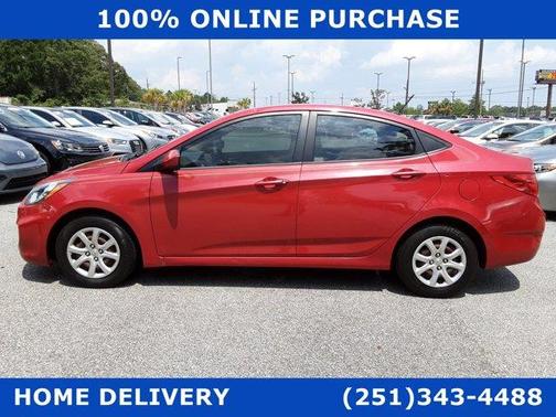 Photo 2 of 26 of 2012 Hyundai Accent GLS