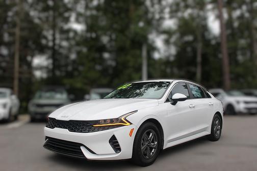 2022 Kia K5 LXS
