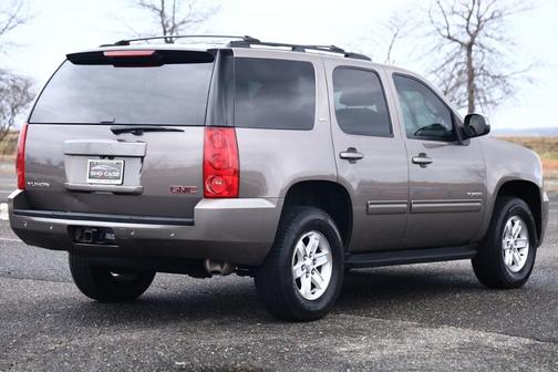 Photo 5 of 26 of 2013 GMC Yukon SLT