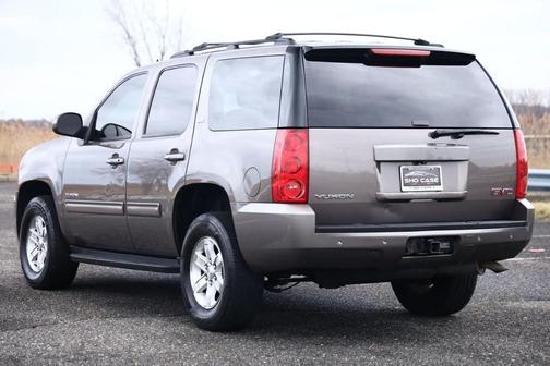 Photo 3 of 26 of 2013 GMC Yukon SLT