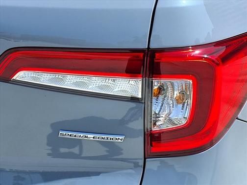 2022 Honda Pilot 2WD Special Edition