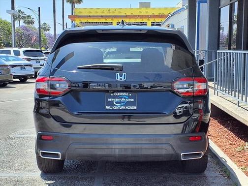 2023 Honda Pilot 2WD Sport