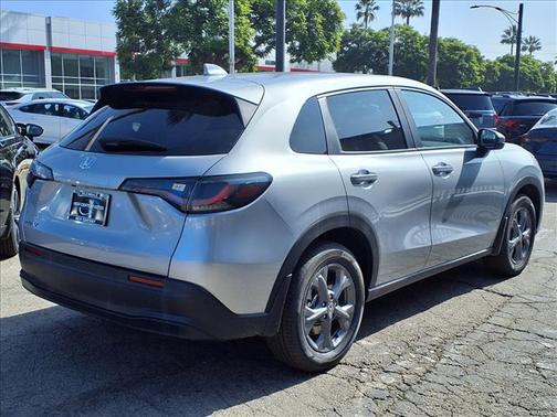 2026 Honda HR-V LX