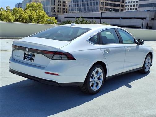 2025 Honda Accord LX 1.5T