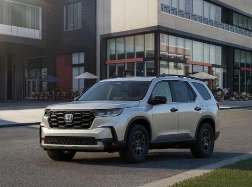 2025 Honda Pilot TrailSport