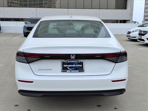 2025 Honda Accord LX 1.5T