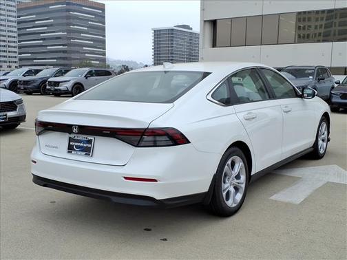 2025 Honda Accord LX 1.5T