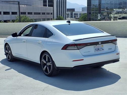 2023 Honda Accord Hybrid Base