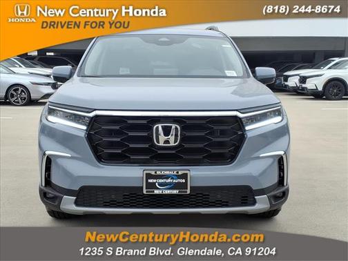 2025 Honda Pilot Touring 8-Passenger