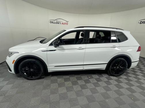 2022 Volkswagen Tiguan 2.0T SE R-Line Black