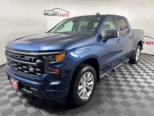 Northsky Blue Metallic 2022 Chevrolet Silverado 1500 Custom