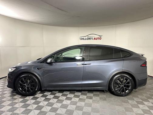 2023 Tesla Model X Base