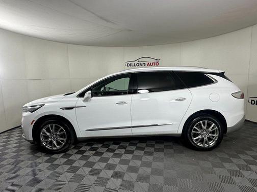 2023 Buick Enclave Essence AWD