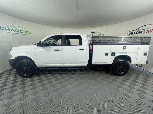 2018 RAM 3500 Laramie Crew Cab 4x4 8' Box