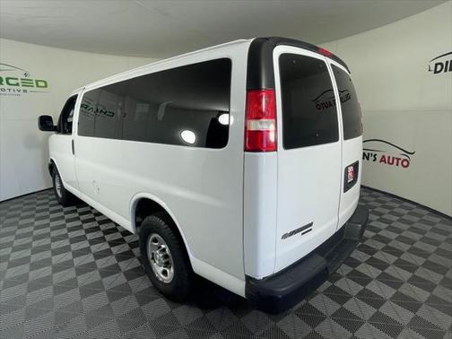 2016 Chevrolet Express 2500 LS