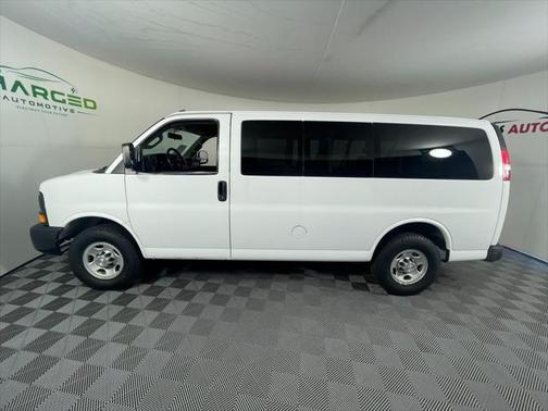 2016 Chevrolet Express 2500 LS