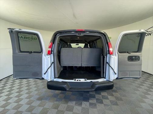 2016 Chevrolet Express 2500 LS