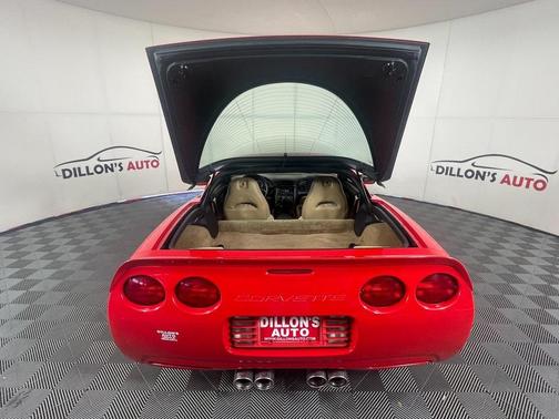2000 Chevrolet Corvette Base