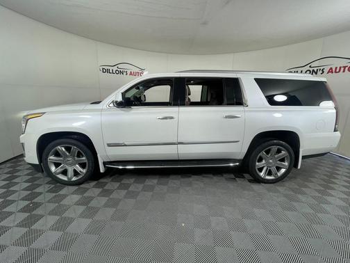 2017 Cadillac Escalade ESV Luxury
