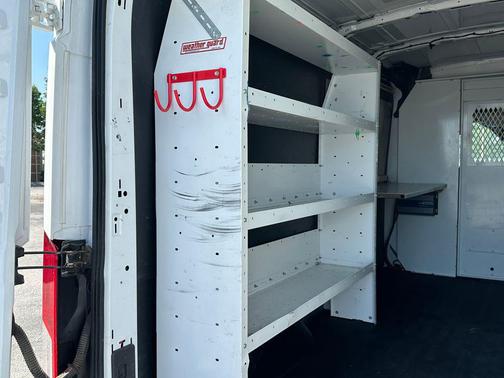 Oxford White 2019 Ford Transit-250 Base