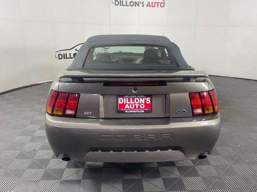 2001 Ford Mustang SVT Cobra