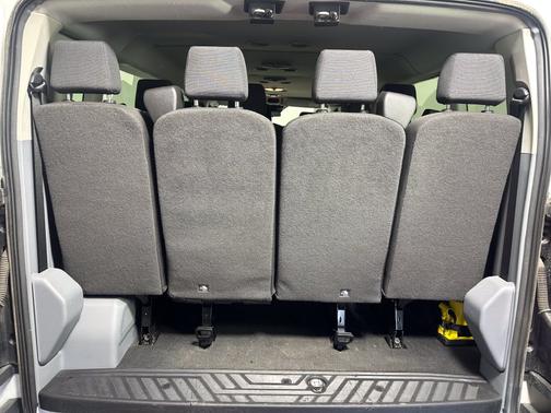 Oxford White 2018 Ford Transit-350 XL