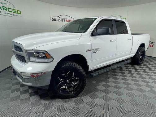 2019 RAM 1500 SLT