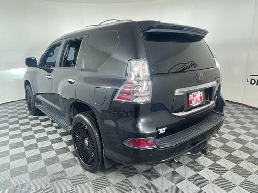 2023 Lexus GX 460 Premium
