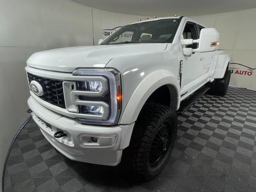 2025 Ford F-450 Lariat