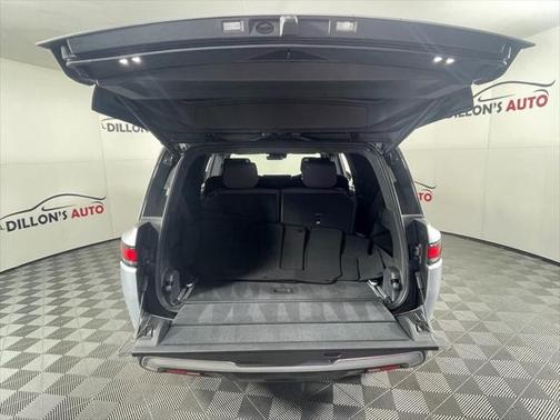 2025 Rivian R1S Adventure