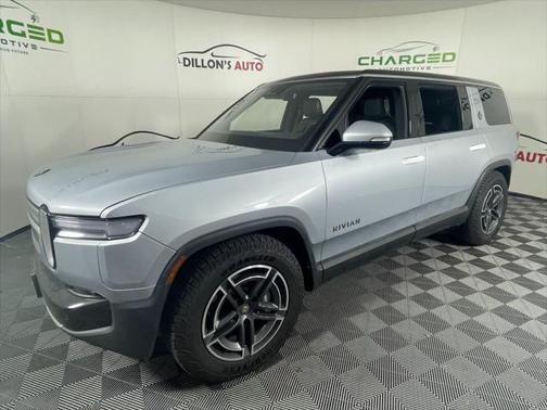 2025 Rivian R1S Adventure