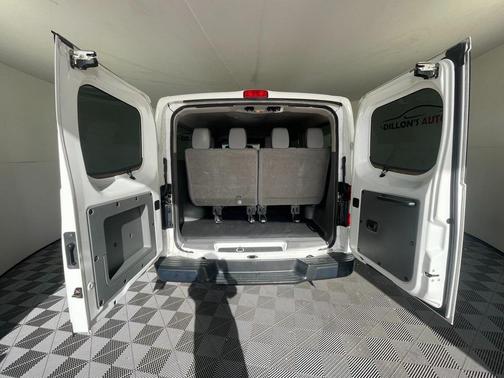 2019 Nissan NV Passenger NV3500 HD S V6