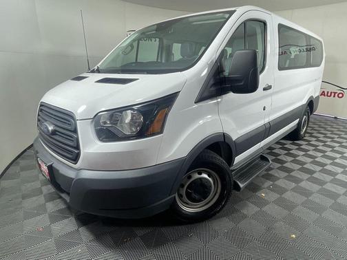 2017 Ford Transit-150 XL