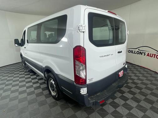 2017 Ford Transit-150 XL
