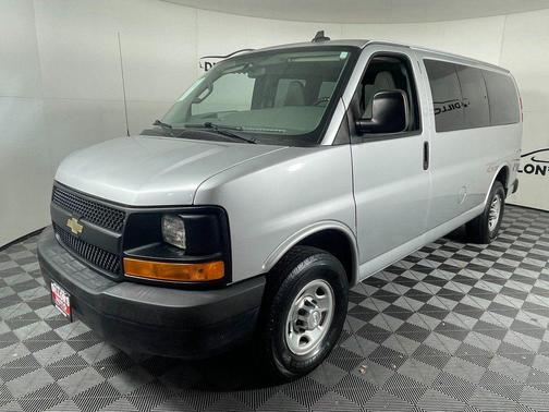 2016 Chevrolet Express 2500 LS