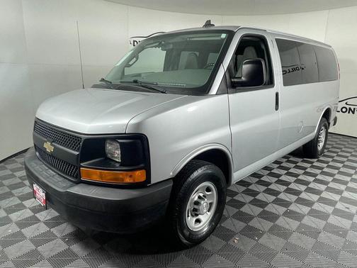2016 Chevrolet Express 2500 LS