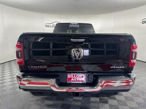 2019 RAM 3500 Limited Crew Cab 4x4 8' Box