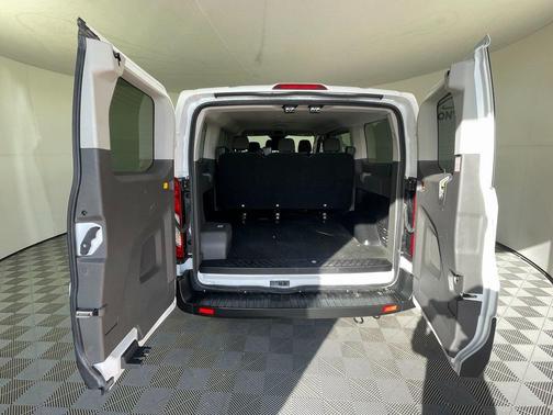 2021 Ford Transit-150 XL