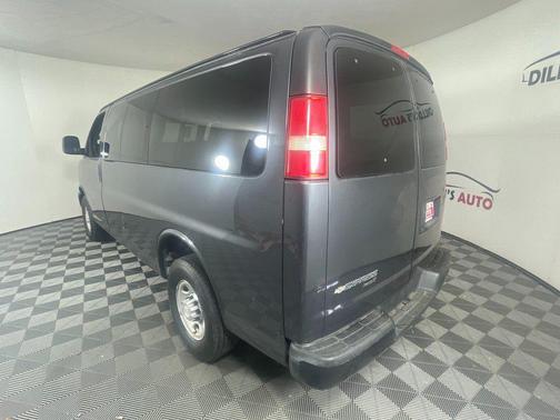 2016 Chevrolet Express 2500 LS