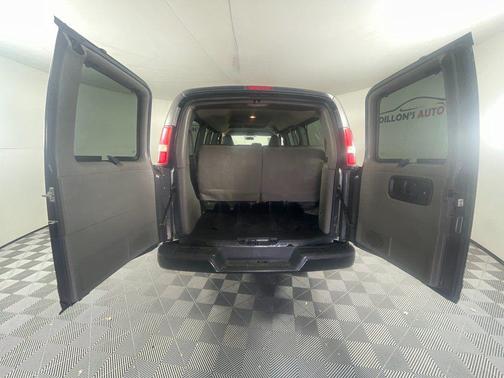 2016 Chevrolet Express 2500 LS