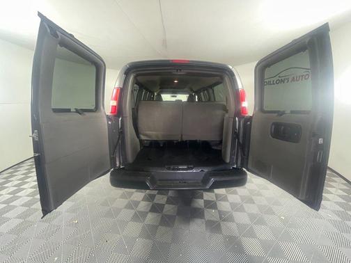 2016 Chevrolet Express 2500 LS