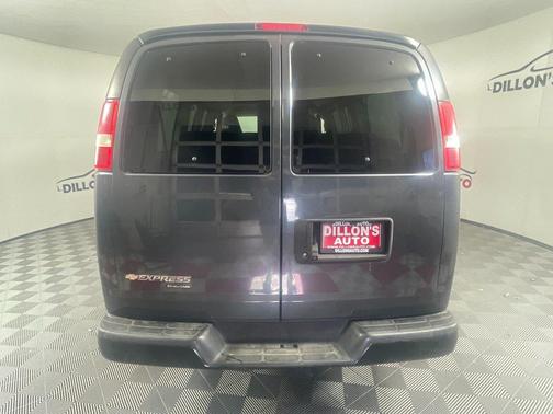 2016 Chevrolet Express 2500 LS