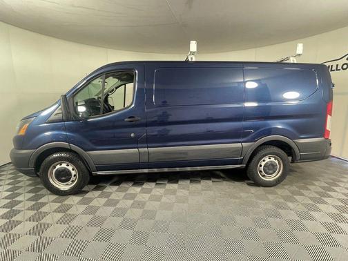 2015 Ford Transit-150 Base
