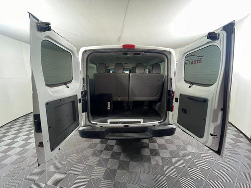 2019 Nissan NV Passenger NV3500 HD S V6