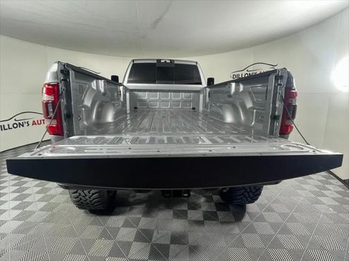 2022 RAM 3500 Big Horn Regular Cab 4x4 8' Box